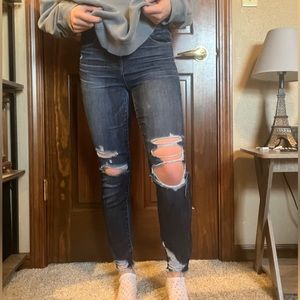 American Eagle size 4 next level stretch hi-rise jegging crop